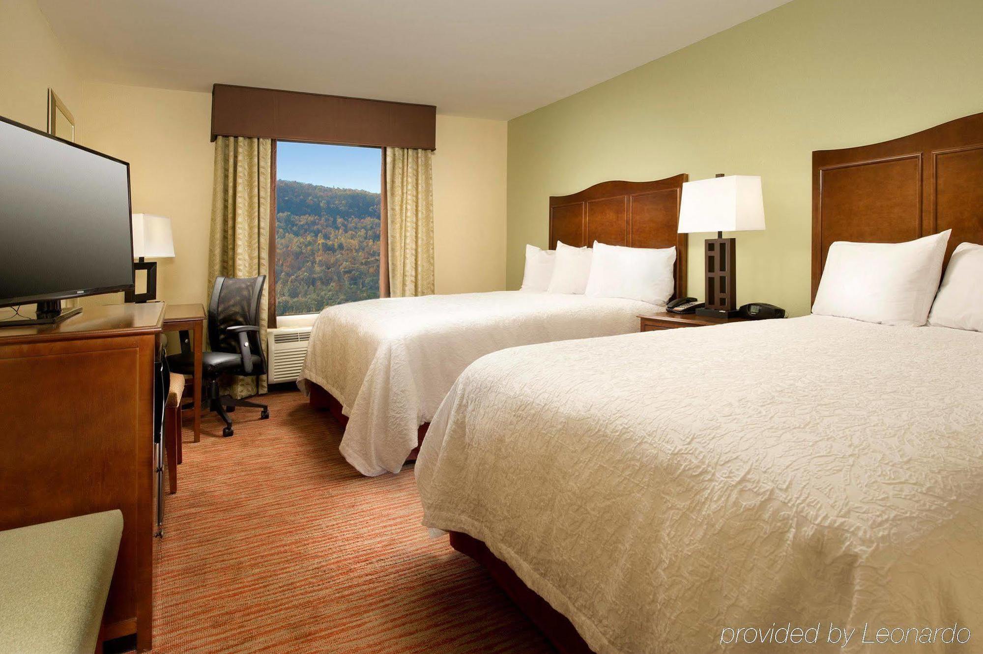 Hampton Inn Kimball Bagian luar foto