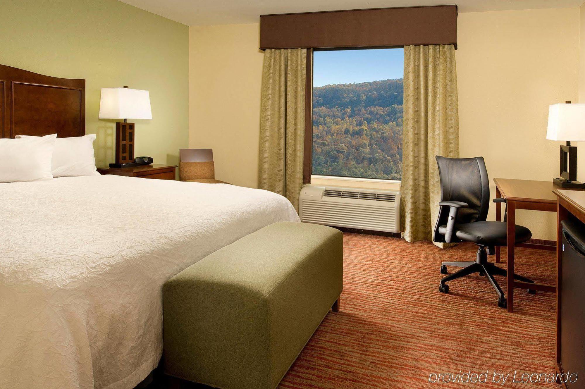 Hampton Inn Kimball Bagian luar foto